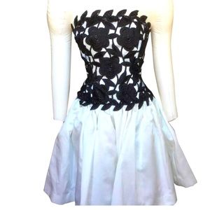 Black & White Strapless Junior Girls Formal